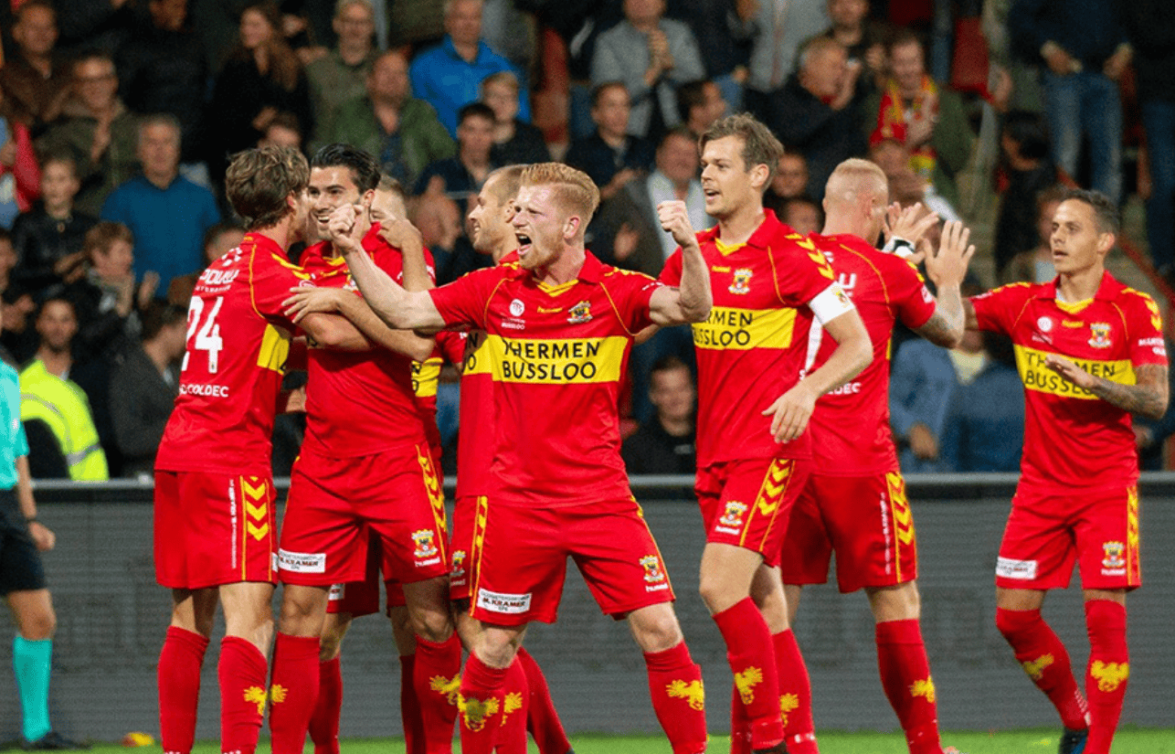 英雄联盟-包含埃因霍温迎全明星赛关键赛，今夜造点机会，信心回归，训练强度明显提升的词条