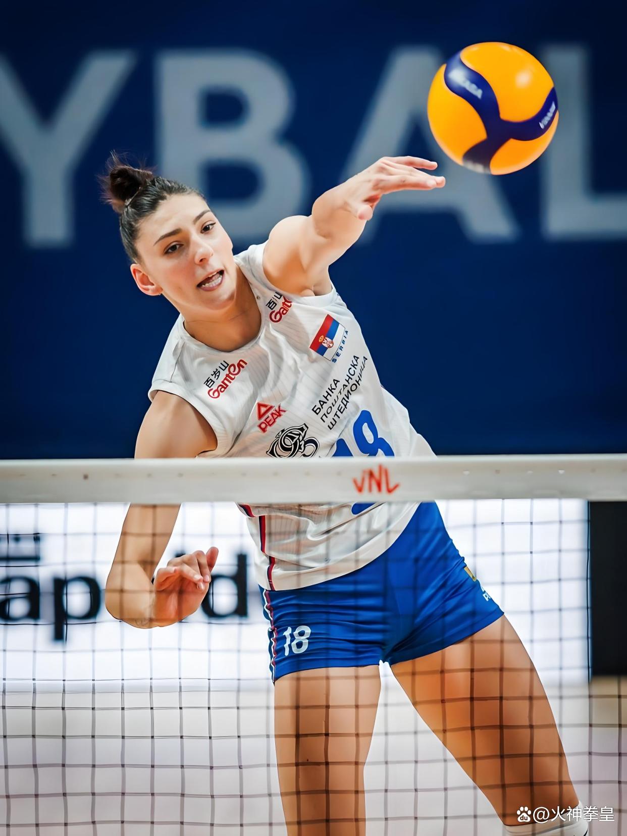 Lol-今晚塞维利亚备战全明星赛，队长鼓劲细节曝光，目标明确，阵容厚度经受考验的简单介绍